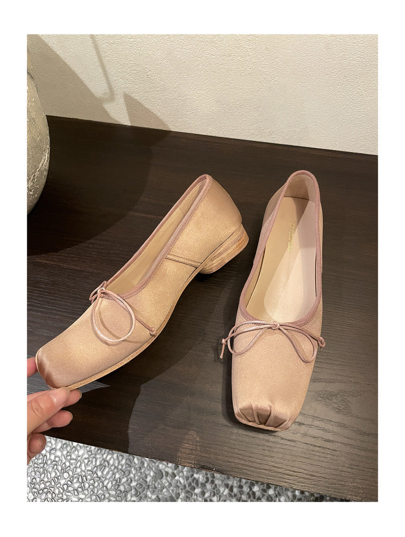 Handmade silk ballet shoes Leather soles vintage pig head low heel bow single shoe ballerina