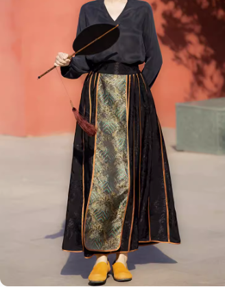 Horse skirt New Chinese black dark jacquard luxury skirt Umbrella skirt Chinese style high-waisted skirt