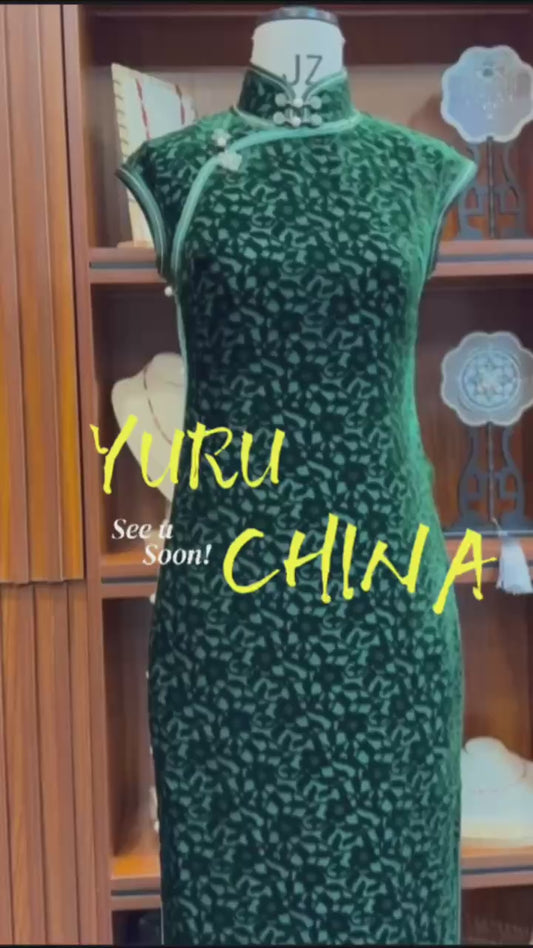 Elegant Lady's Choice, Chinese Cheongsam Qipao Dress